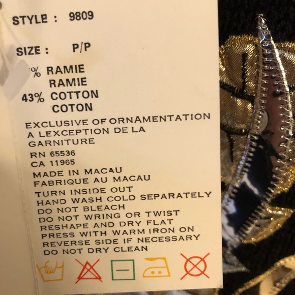 #SOLD sorry. 🥴. Bonnie Boerer Vintage Sweater - Picture 8 of 8